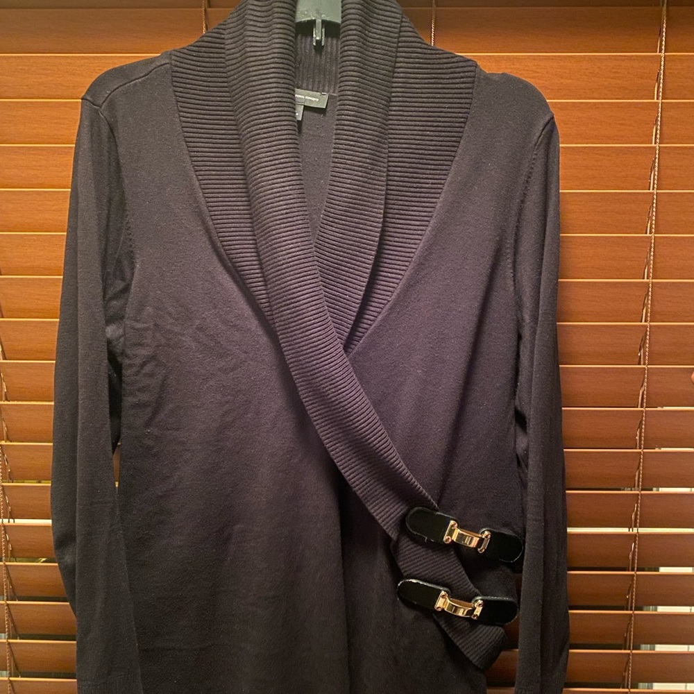 INC Sweater with two belt design - Picture 3 of 7